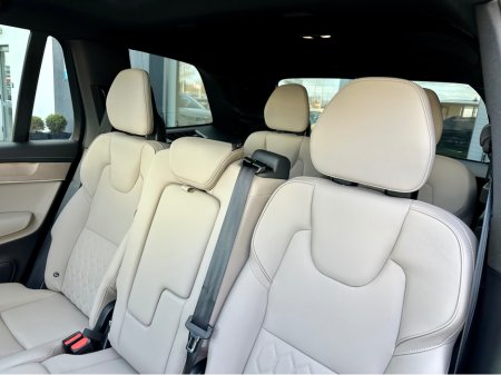 2025 Volvo XC90 - thumbnail 12