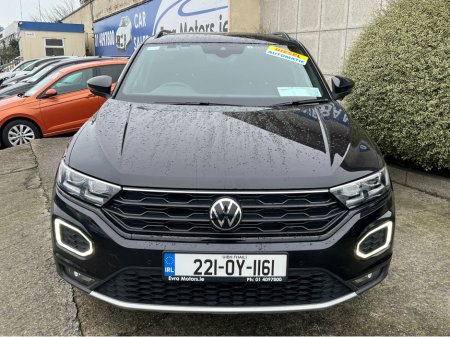 2022 Volkswagen T-Roc STYLE BLACK EDITION AUTOMATIC 2.0 DIESEL //ADAPTIVE CRUISE CONTROL//KEYLESS ENTRY//REVERSE CAMERA// thumbnail