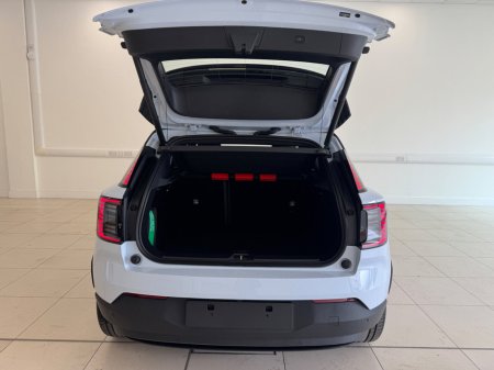 2026 Volvo EX30 - thumbnail 12