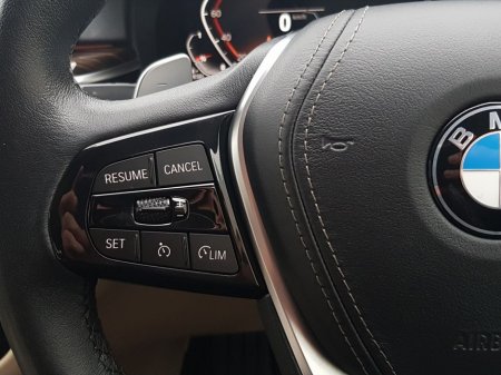 2023 BMW 5 Series 520d SE €46,995 thumbnail