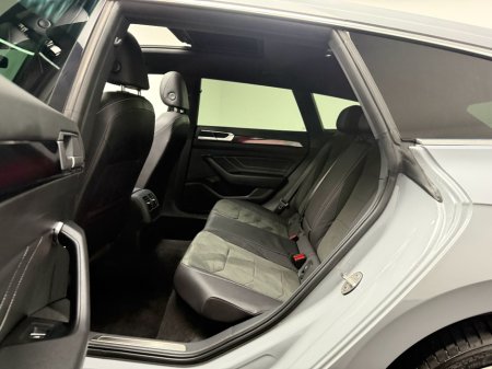 2023 Volkswagen Arteon R LINE 1.4 TSI DSG €36,990 thumbnail