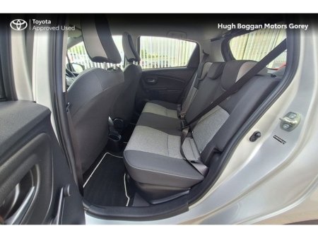 2020 Toyota Yaris - thumbnail 8