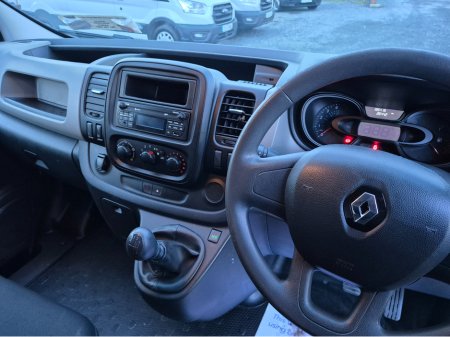 2018 Renault Trafic LL29 DCI 120 BUSINESS 3 PANEL VA €10,950 thumbnail