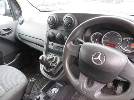 2017 Mercedes-Benz Citan 109 CDI BLUE EFFICIENCY FRESH DOE 1 YEAR €6,999 thumbnail