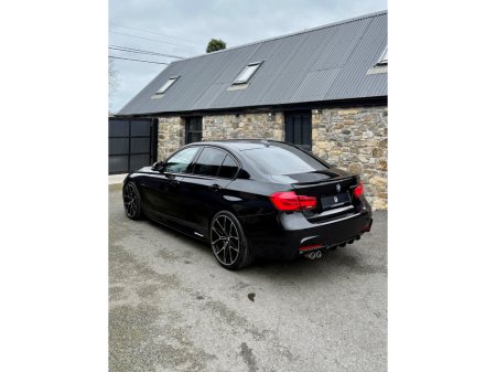 2017 BMW 3 Series - thumbnail 5