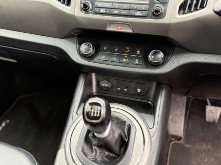 2014 Kia Sportage - thumbnail 27