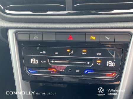 2026 Volkswagen T-Roc Commercial 2.0 TDI Edition 75 116bhp - €33,432 + VAT! €33,432 thumbnail