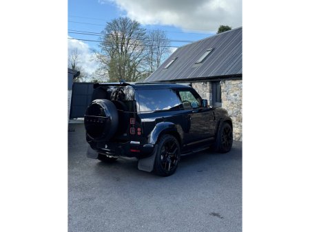 2026 Land Rover Defender - view 4