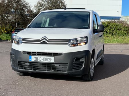 2021 Citroen Berlingo LX 1.5 BLUEHDI 75 S&S 650KG M €10,900 thumbnail