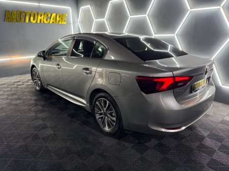 2015 Toyota Avensis - thumbnail 13
