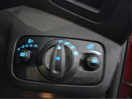 2019 Ford Kuga ST-LINE 1.5 TDCI 120PS 4DR €19,950 thumbnail