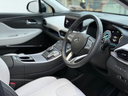 2024 Hyundai Santa Fe 1.6 PHEV 4WD Premium 7 Seater €50,950 thumbnail