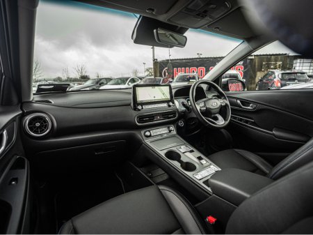 2024 Hyundai Kona 2024 Hyundai Kona EV Premium/SOH 100%/1yr warranty €24,888 thumbnail