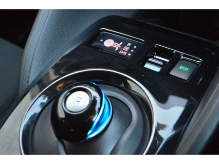 2019 Nissan Leaf Leaf SV Premium 40 kWh €13,699 thumbnail