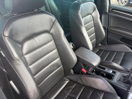 2016 Volkswagen Golf - thumbnail 19