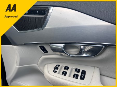 2017 Volvo XC90 2017 VOLVO XC90 2.0D4 190BHP AUTO 7 SEATER €28,950 thumbnail