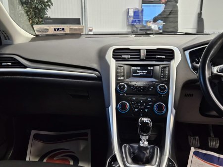 2016 Ford Mondeo 1.5TDCi 120PS Zetec thumbnail