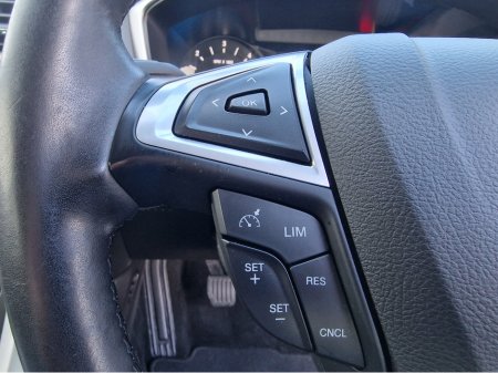 2016 Ford Mondeo - thumbnail 17