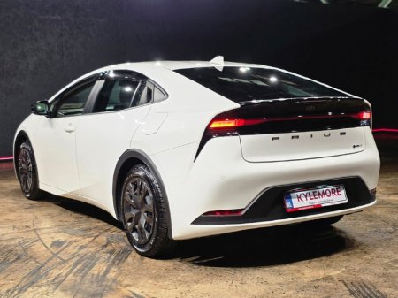 2023 Toyota Prius - thumbnail 5