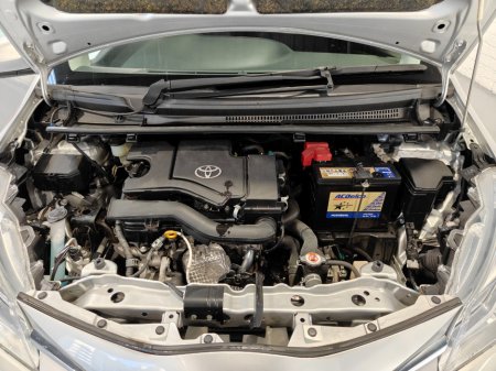 2020 Toyota Vitz - thumbnail 19