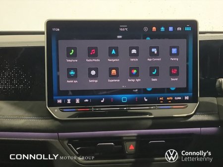 2026 Volkswagen Tiguan 2.0 TDI 150HP R-Line thumbnail