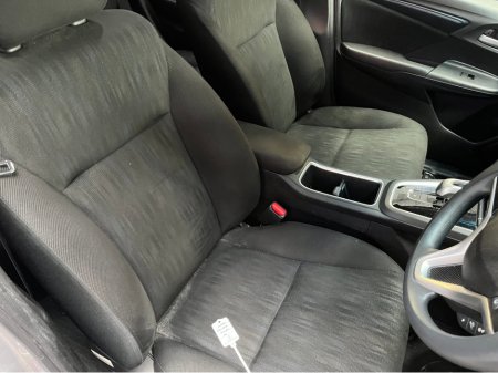 2020 Honda Shuttle €14950! 2020 HONDA SHUTTLE HV SENSING 1.5 AUTOMATIC / CRUISE CONTROL / REVERSE CAMERA AND MORE €14,950 thumbnail