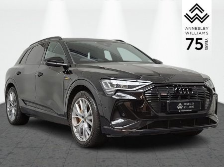 2022 Audi e-tron 55 quattro S Line €45,950