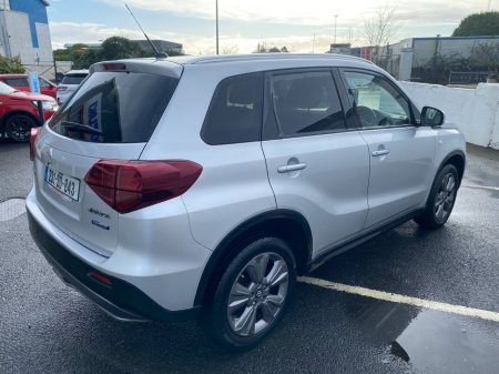 2023 Suzuki Vitara 1.4 Hybrid SZ-T MT €23,950 thumbnail