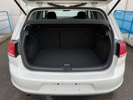 2014 Volkswagen Golf R-LINE PACK 1.2 TSI AUTO // NEW 19" ALLOYS // BLUETOOTH MUSIC // AIR CONDITIONING €14,550 thumbnail