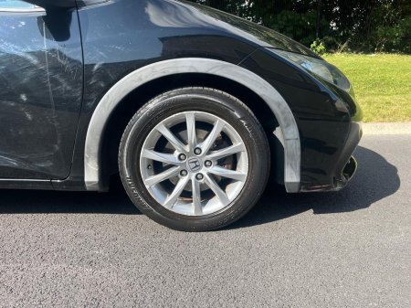 2013 Honda Civic 1.4 i-VTEC SE €5,990 thumbnail