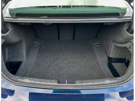 2017 BMW 3 Series - thumbnail 37