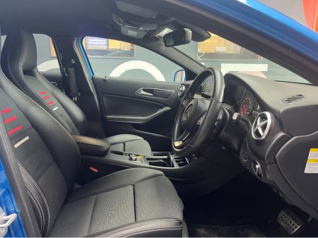 2017 Mercedes-Benz A Class 2017 MERCEDES A180 AUTOMATIC 1.6 PETROL / 50k KMs / HEATED SEATS, ADAPTIVE CRUISE & MORE €18,950 thumbnail