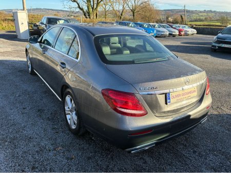 2017 Mercedes-Benz E Class - thumbnail 3