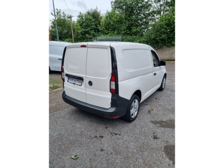 2021 Volkswagen Caddy CARGO TDI 75HP MANUAL 6SPEED FWD 5DR €15,000