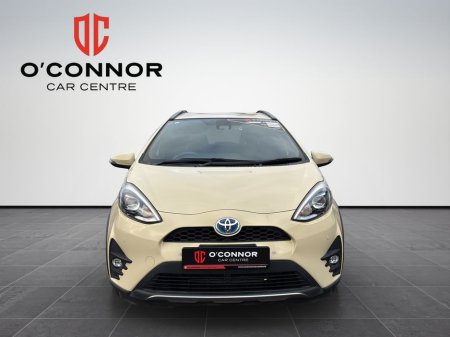 2019 Toyota Aqua CROSSOVER €14,888 thumbnail