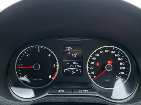 2014 Volkswagen Polo R LINE CL 1.6 TDI 90HP MANUAL 5SPEED 5DR €9,450 thumbnail