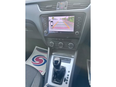 2017 Skoda Octavia - thumbnail 15