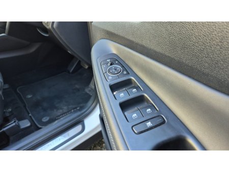 2019 Hyundai Santa Fe PREMIUM PLUS 5DR AUTO €27,950 thumbnail