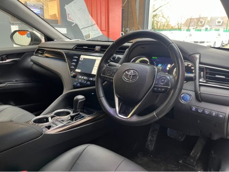 2020 Toyota Camry - thumbnail 10