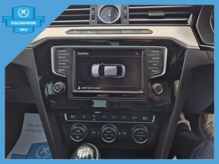 2016 Volkswagen Passat - thumbnail 20