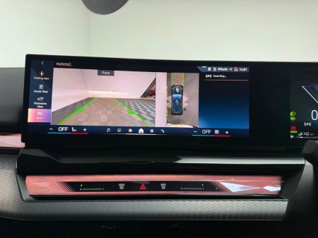 2025 BMW 5 Series - thumbnail 18