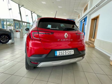 2023 Renault Captur TCe 90 Evolution €22,995