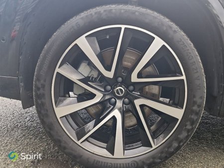 2023 Volvo XC90 - thumbnail 9