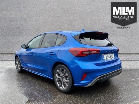 2023 Ford Focus - thumbnail 6