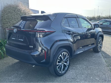 2023 Toyota Yaris Cross - thumbnail 4