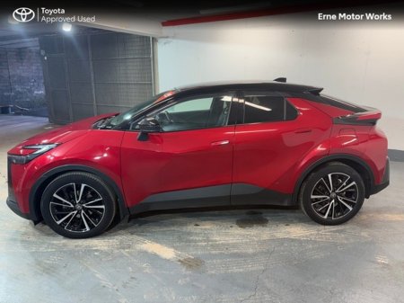 2024 Toyota C-HR - photo 2