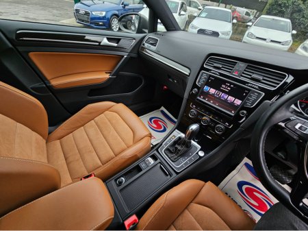 2014 Volkswagen Golf - thumbnail 5