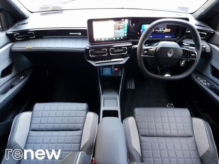 2025 Renault 4 iconic 52kWh 150hp €37,995