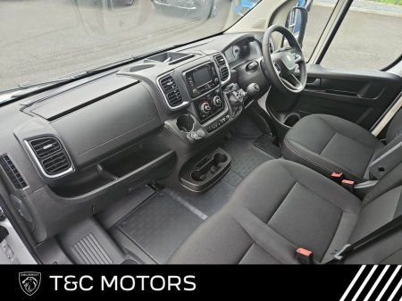 2026 Peugeot Boxer L2 H1 2.2 DIESEL *PLY LINED* Price is Ex Vat €32,350 thumbnail