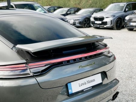 2023 Porsche Panamera - thumbnail 14